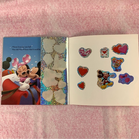 Valentine Book Collection. - Picture 15 of 15